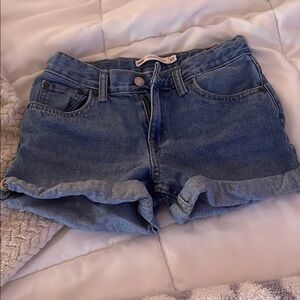 levi’s kids size 12 denim shorts